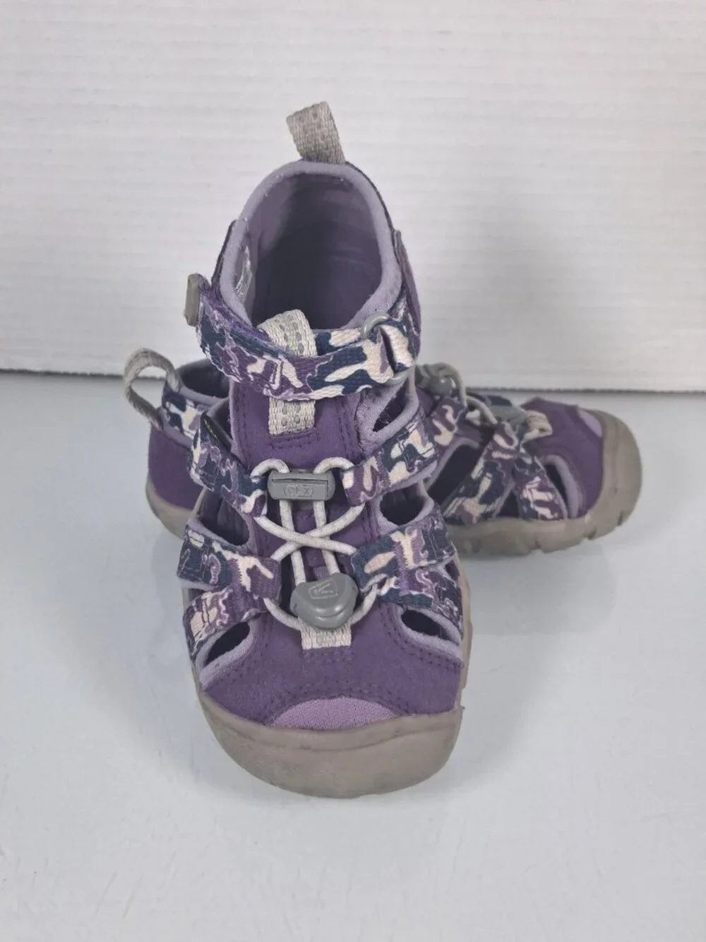 Girls KEEN Kids Seacamp II Water Sport Sandals Size 10 Purple Camo Washable